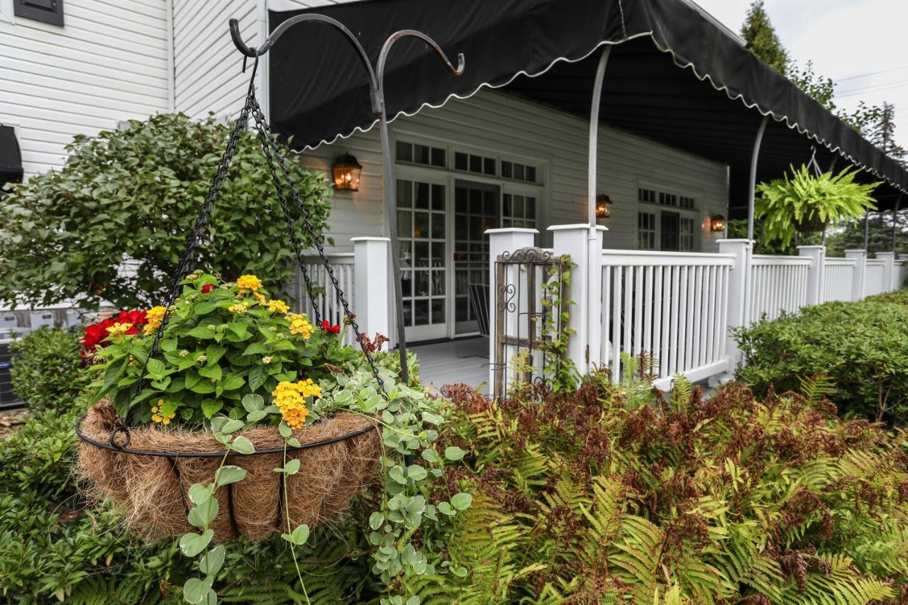 Oakmont Inn Verona Exterior foto